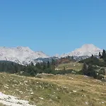 בית נופש Prdelanca לוצ'ה