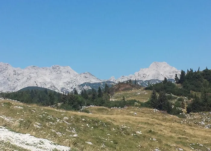 度假居 Prdelanca Luče